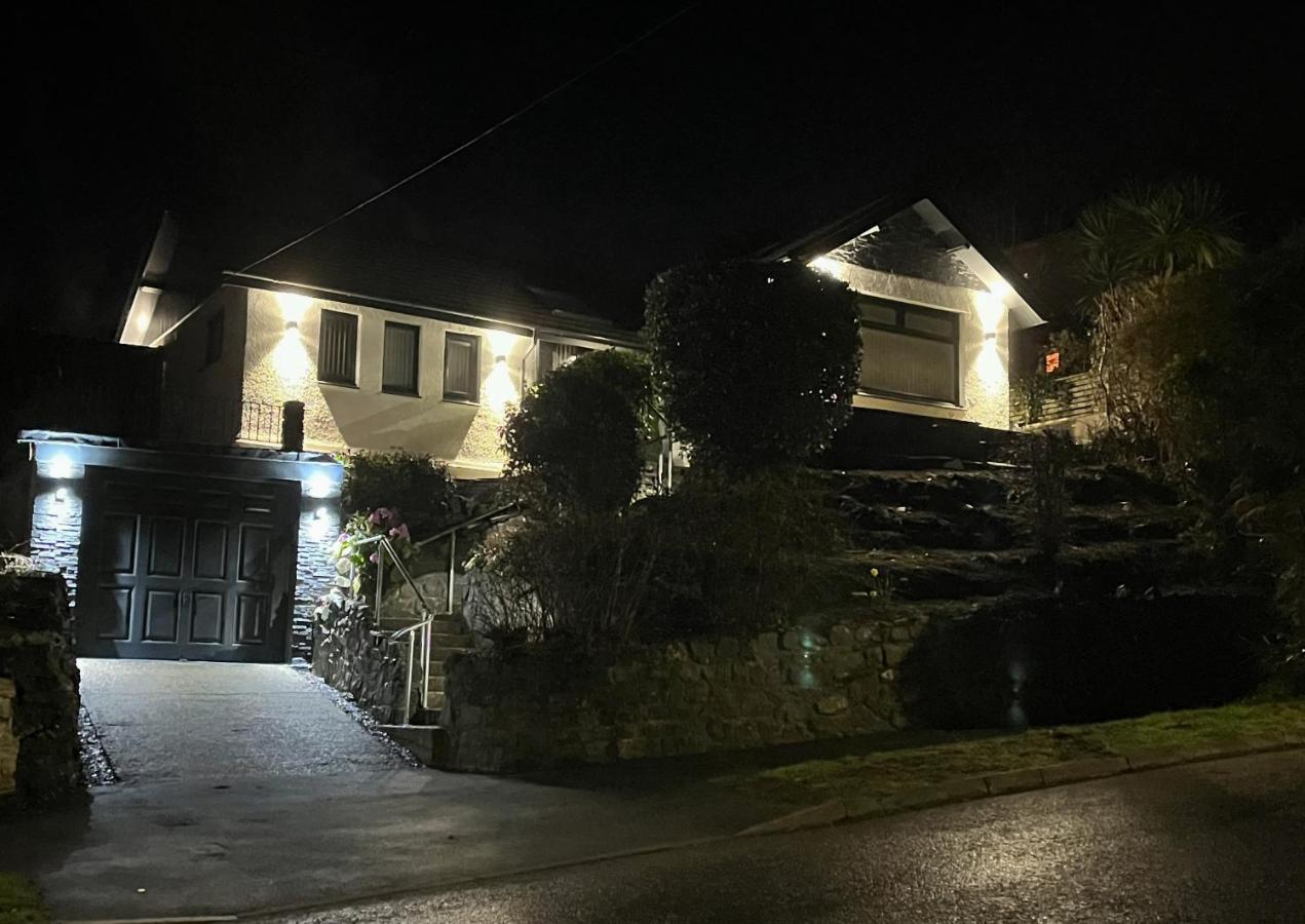 Luxury Property With Hot Tub And Sea Views Oystermouth Exteriör bild