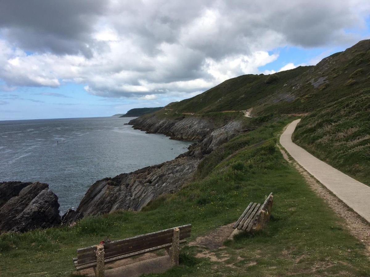 Luxury Property With Hot Tub And Sea Views Oystermouth Exteriör bild