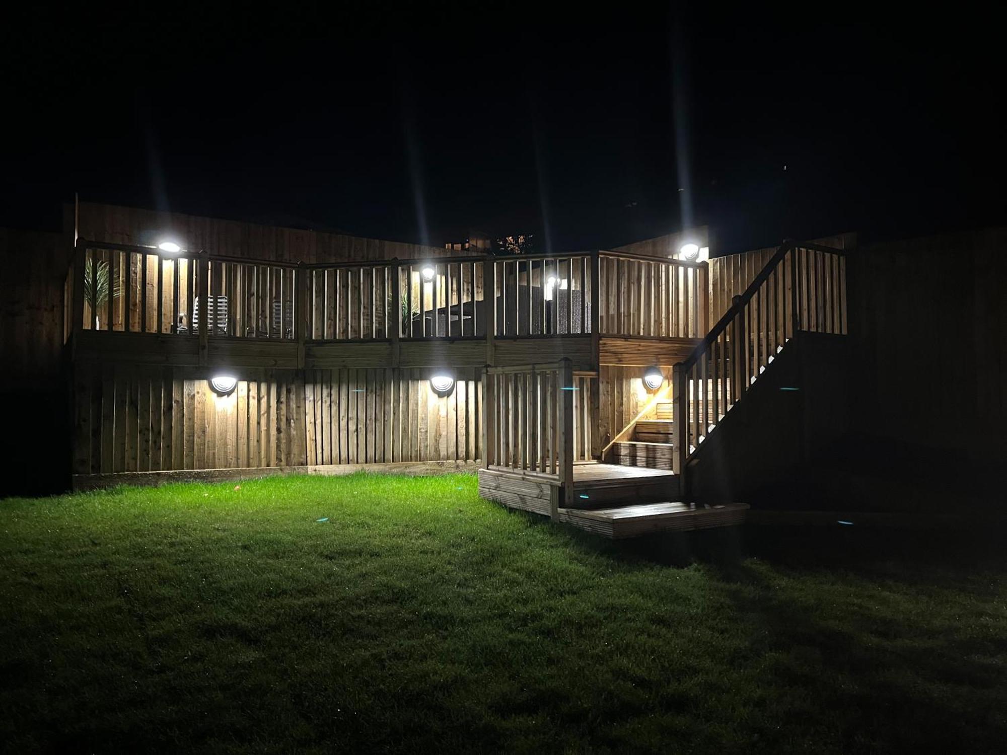 Luxury Property With Hot Tub And Sea Views Oystermouth Exteriör bild